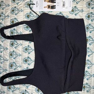 ALO YOGA SLIT BRA S NWT BLACK